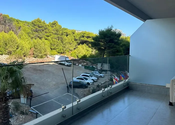 Ilyonis Mias Appartement